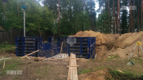 Армирование стен цокольного этажа и установка опалубки - 5