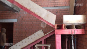 Монолитная лестница. А-ля Райт - 1