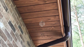 Подшивка свесов из лиственницы - 1