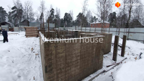 Бетонирование стен цоколя - 6