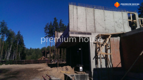 Песочнео ЖБ монолитные стены второго этажа - 1