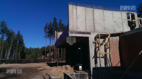 Песочнео ЖБ монолитные стены второго этажа - 1