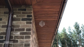 Подшивка свесов из лиственницы - 2