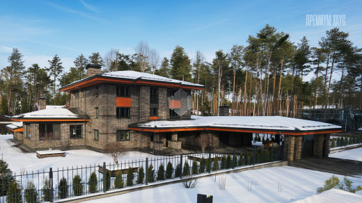 Загородный дом жилой площадью 408м2