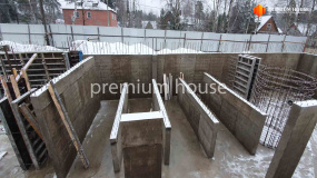 Бетонирование стен цоколя - 5