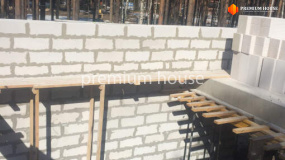 Стены газобетон 2 этажа дома. Охта с баней - 1