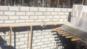 Стены газобетон 2 этажа дома. Охта с баней - 1