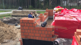 Кладка стен из кирпича 1 этажа - 6