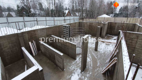 Бетонирование стен цоколя - 4